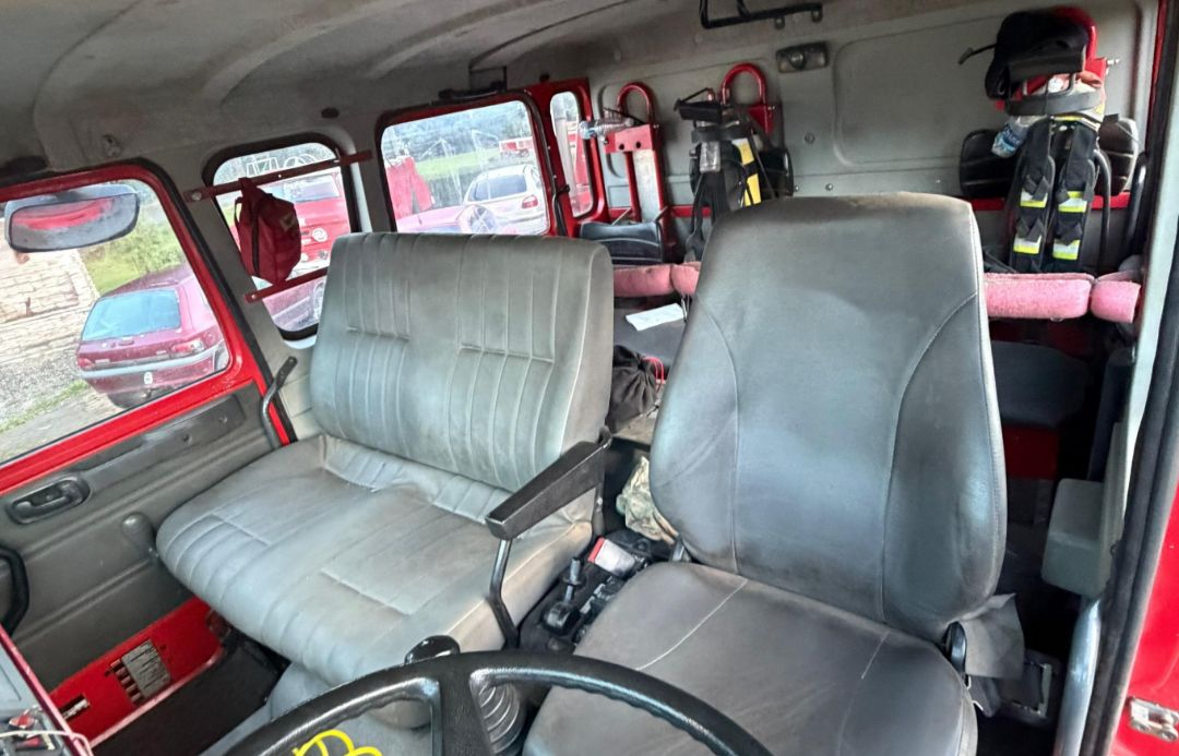 
								RENAULT M210 TURBO 4×4 full									