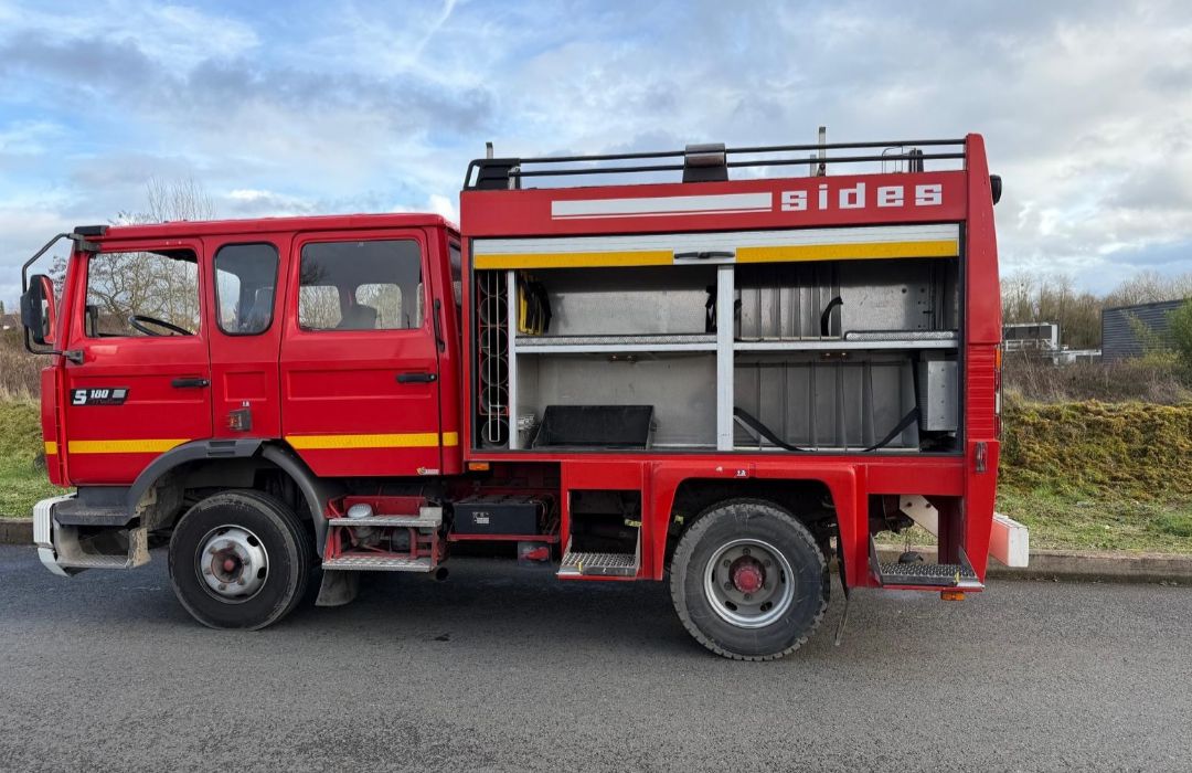 
								RENAULT S180 4×2 full									