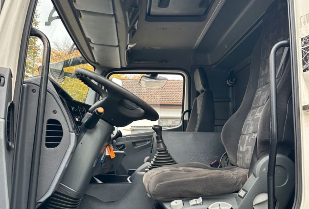 
								Mercedes-Benz AXOR 1823 full									