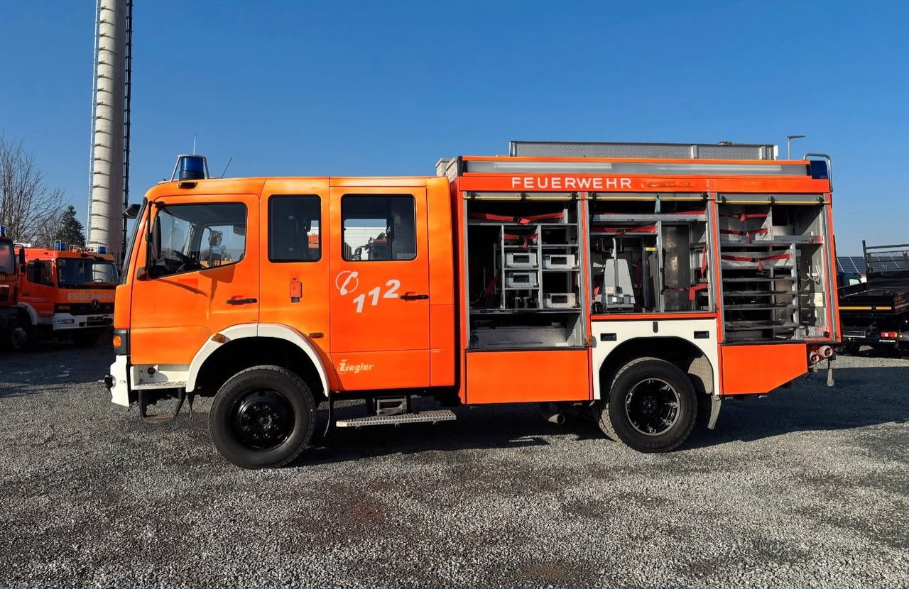
								Mercedes Benz Atego 1528 full									